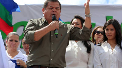 El candidato de Alianza, Romeo Vásquez, dijo que dirigentes de Libre pretenderán declarar ganadora a Xiomara a las 2:00 pm.