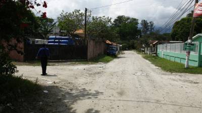 Colonia Prieto. Basura y polvo se mezclan en la 8 calle y 7 avenida.