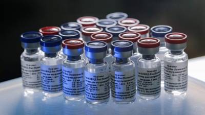 El pasado 15 de agosto, Rusia comenzó a producir su primera vacuna contra la COVID-19, bautizada como Spútnik V. AFP