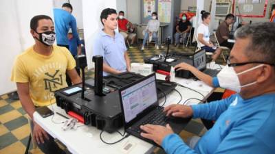El Censo Nacional Electoral saldrá del proceso de registro que realiza el RNP a través del Proyecto Identifícate. Foto: Melvin Cubas
