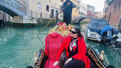 Frida Sofía Guzmán, nieta del líder del Cártel de Sinaloa, Joaquín ‘El Chapo’ Guzmán, salió nuevamente en las redes sociales a relucir después de compartir su participación en las elecciones de México al votar por la candidata presidencial Xóchitl Gálvez Ruiz.