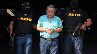 A Mario Antonio Rojas Rodríguez se le acusa de lavado de activos por supuestamente recibir cheques de empresas fantasmas usadas en el desfalco del IHSS.