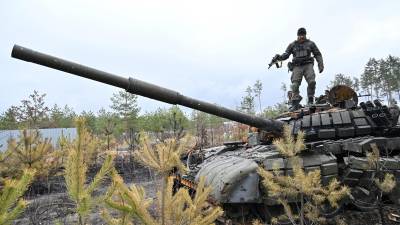 Militares ucranianos recuperaron el control de los alrededores de Kiev tras la retirada de las tropas rusas.