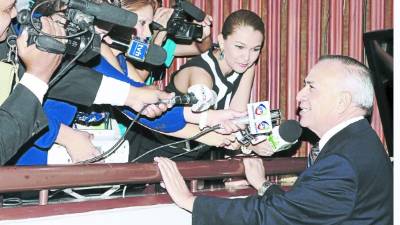 El presidente del Congreso, Mauricio Oliva, reprochó la actitud de EUA.