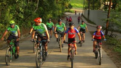 El Merendón es uno de los lugares predilectos por t ciclistas debido a que regala un tranquilo recorrido.