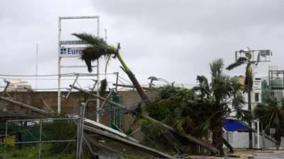 Delta tocó tierra este miércoles por la mañana en la costa caribeña de México como huracán de categoría dos, con vientos de hasta 175 km/h, sin que de momento se hayan reportado víctimas