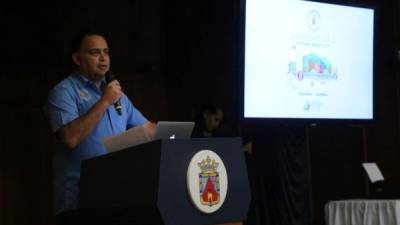 El alcalde Armando Calidonio presentó este martes la plataforma electrónica.