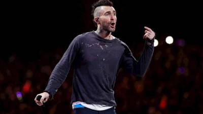 Adam Levine durante el concierto del grupo estadounidense Maroon 5. Foto: EFE