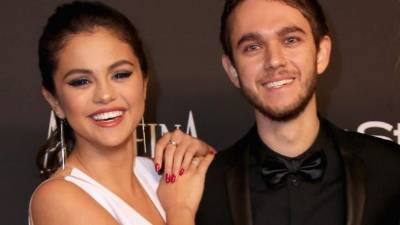 Selena Gómez y el DJ Zedd.