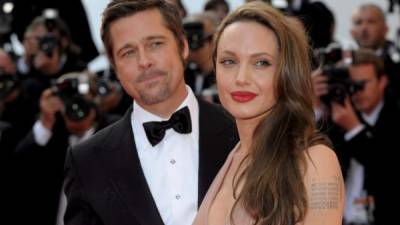 El actor estadounidense Brad Pitt y su exesposa, la actriz Angelina Jolie, en una imagen de archivo. EFE