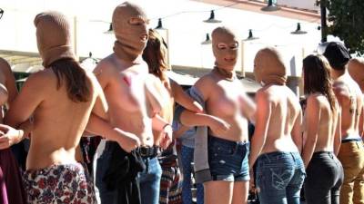 Las mujeres esperan una masiva participación en la protesta denominada 'tetazo'.