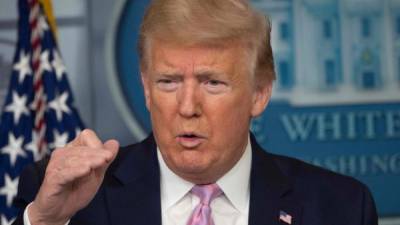 Trump afirma que solo el presidente puede decidir cuando levantar las medidas de confinamiento en EEUU./AFP.