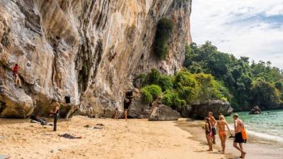 Hay afluencia de escaladores procedentes de todas partes del mundo.