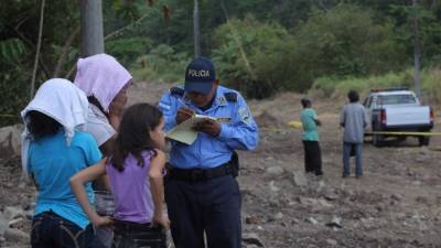Los familiares de los menores lamentaron el hecho y comentaron que ellos andaban trayendo leña.