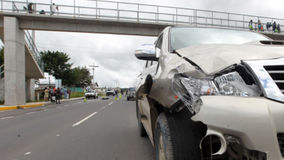 A nurse arrives to test a resident of the elderly residence Christalain on April 17, 2020, in Brussels, during a strict lockdown in the country to fight against the novel coronavirus. (Photo by kenzo tribouillard / AFP)