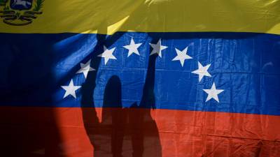 La oposición denunció durante los últimos meses de la campaña la persecución de dirigentes antichavistas, con un centenar de detenidos.