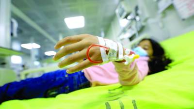 Una niña es hospitalizada por dengue en el Mario Rivas.