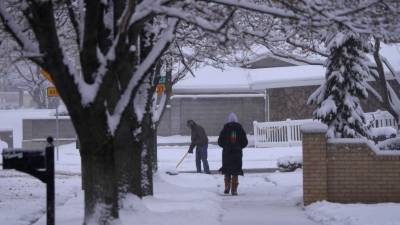 Fuertes nevadas y lluvias deja la tormenta invernal en el noroeste de Estados Unidos.