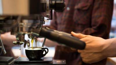 La ingesta del café a temperaturas no muy elevadas no representa un riesgo evidente de cáncer en las personas. Foto: Getty Images