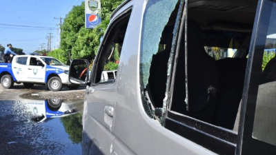 Las autoridades policiales comenzaron las investigaciones.