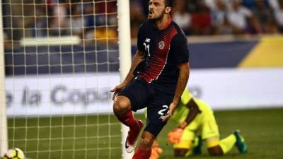 Costa Rica's forward Marco Urena celebrates after scoring a goal against Honduras during their 2017 Concacaf Gold Cup Group A match at the Red Bull Arena in Harrison, New Jersey, on July 7, 2017. / AFP PHOTO / Jewel SAMAD