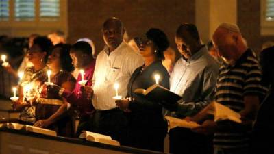 Una Iglesia en Dallas realizó una vigilia de oración en memoria al fallecido por ébola, Thomas Duncan.