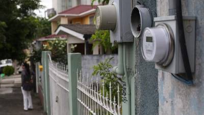 La instalación de medidores inteligentes es uno de los proyectos de la estatal. Foto: Melvin Cubas.