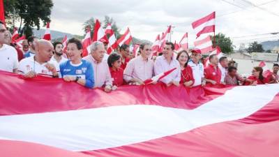 En la marcha estuvo el presidente del Central Ejecutivo, Mauricio Villeda, acompañado de Elvin Santos, Jorge Arturo Reina, Enrique Ortez, Gabriela Núñez, entre otros.