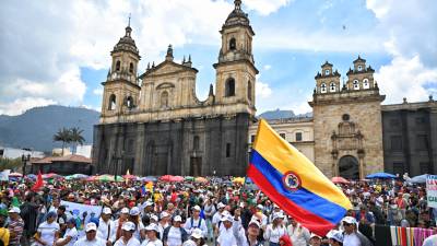 Los colombianos elegirán en un mes, el 29 de octubre, a alcaldes, gobernadores, concejales y diputados regionales