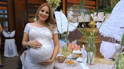 Lorna Avendaño de Knuth espera a su segundo varón, Michael Walther.