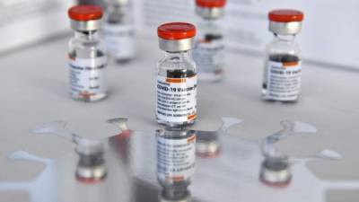 España avanza en la vacunación de su población y se solidariza con los países de América Latina, afectados duramente por la pandemia./AFP.