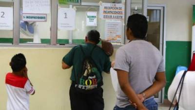 Autoridades del Instituto Hondureño de Seguridad Social (IHSS) informaron que a partir del 28 de septiembre empezó a hacer el pago de las incapacidades pendientes del 2015.