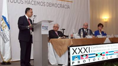 Los organismos electorales de unos 11 países discuten temas de inclusión en Tegucigalpa.