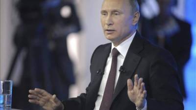 El presidente ruso, Vladímir Putin, promulgó hoy una ley que prohíbe el uso de palabras malsonantes en los medios de comunicación, piezas teatrales y películas, espectáculos y conciertos, y en los libros y las obras de arte. EFE
