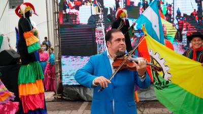 <b>La feria comenzó con actividades culturales e hípicas en el parque. Fotos Amílcar Izaguirre.</b><i><b></b></i>