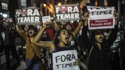 Seguidores de Rousseff han salido a las calles para pedir la salida de Michel Temer. Foto: EFE/ Antonio Lacerda