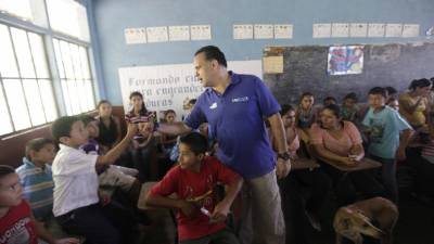 El candidato a alcalde Armando Calidonio