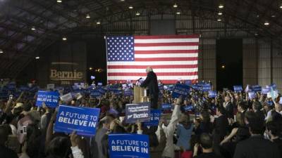 El presidente Obama escuchará hoy a Sanders. AFP