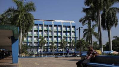 Fachada del hospital sampedrano.