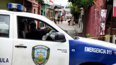 Policías resguardaron la escena.