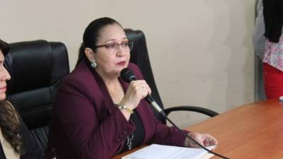 Ambos casos sospechosos tenían nexo epidemiológico con un familiar que vino de Estados Unidos, el cual presentaba síntomas.