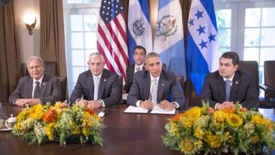 El Presidente se ha reunido con el rey de España y el papa Francisco. Además, él y el mandatario Otto Pérez Molina abordaron el tema de crisis migratoria con el presidente Barack Obama.