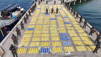 La Fuerza Naval de Honduras confirmó este lunes que la droga incautada suma 4.1 toneladas de clorhidrato de cocaína.