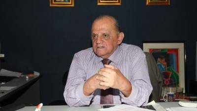 Carlos Riedel, periodista tico en Honduras.