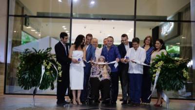 El presidente de Honduras, Juan Orlando Hernández, inauguró hoy en San Pedro Sula, el parque tecnológico Century Business Square.