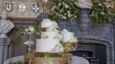 El pastel rompió con la tradición.