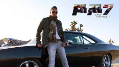 Romeo Santos en un póster oficial de la película.