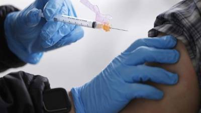 El Gobierno ha reimplantado en las últimas semanas una serie de restricciones. Fotografía: EFE.