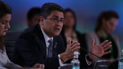 El mandatario hondureño tuvo una participación preponderante en la reunión de jefes de Estado del Sica y Chile.