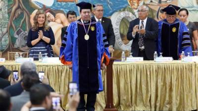 Juramentación de las nuevas autoridades.